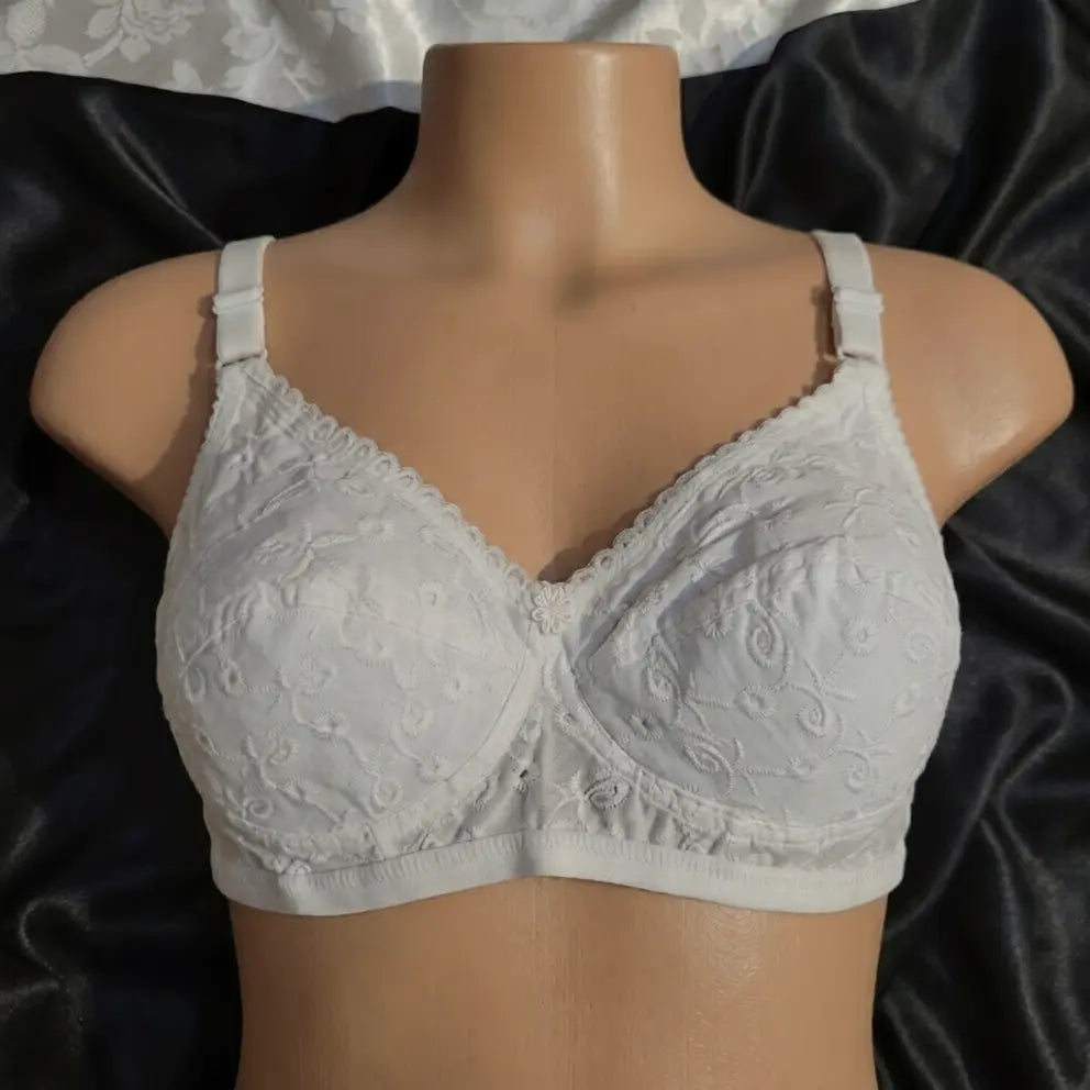 Cotton Chikankari Bra for Women – Soft Breathable Everyday Comfort Bra
